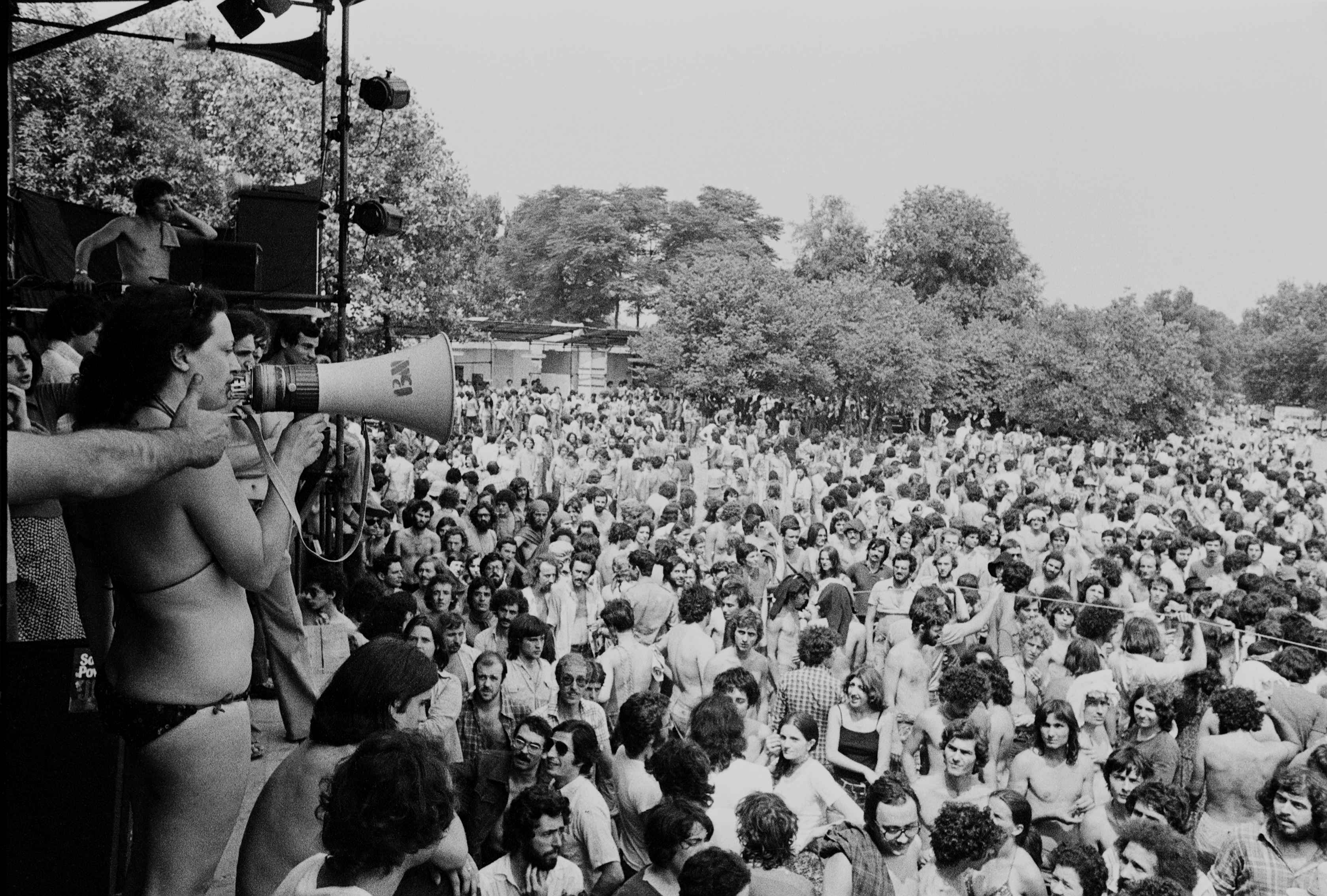 Parco Lambro. Milano. Rullino 481, 26/06/1976 - © Dino Fracchia