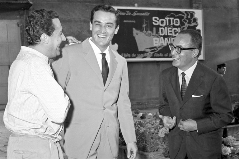 La vera eleganza: le più belle foto di Vittorio Gassman, morto 16 anni fa