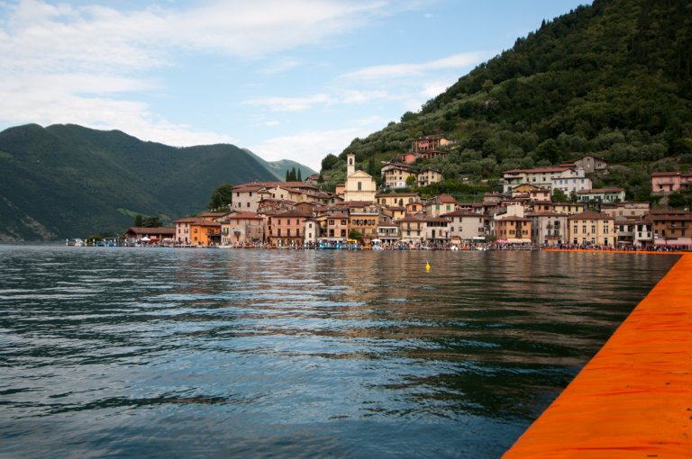 Siamo stati a The Floating Piers, ed è fantastico
