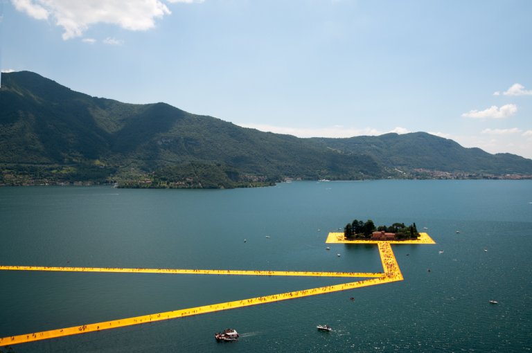 Siamo stati a The Floating Piers, ed è fantastico