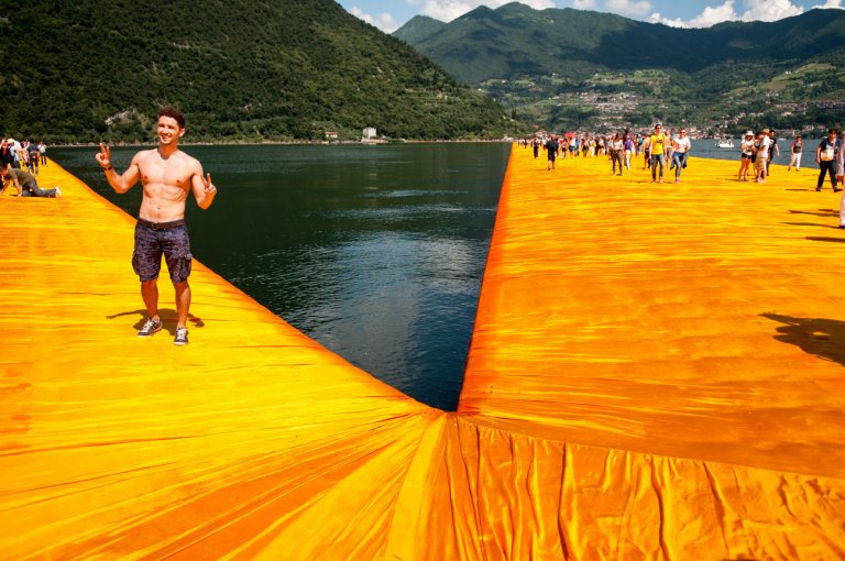Siamo stati a The Floating Piers, ed è fantastico