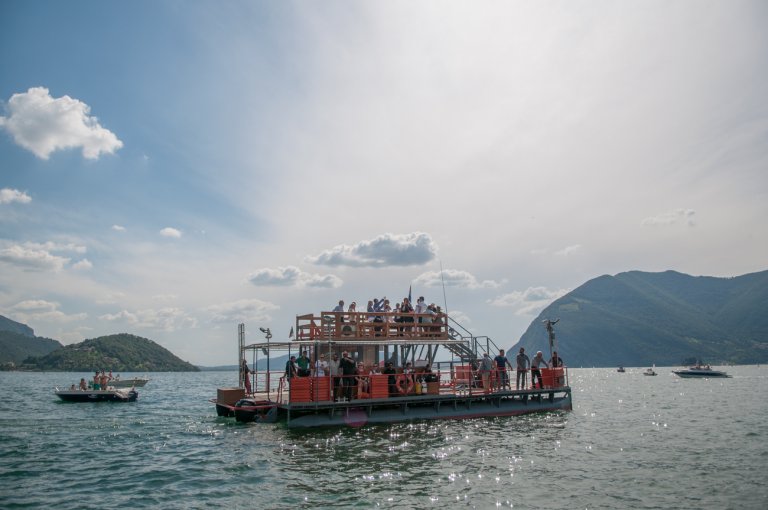Siamo stati a The Floating Piers, ed è fantastico