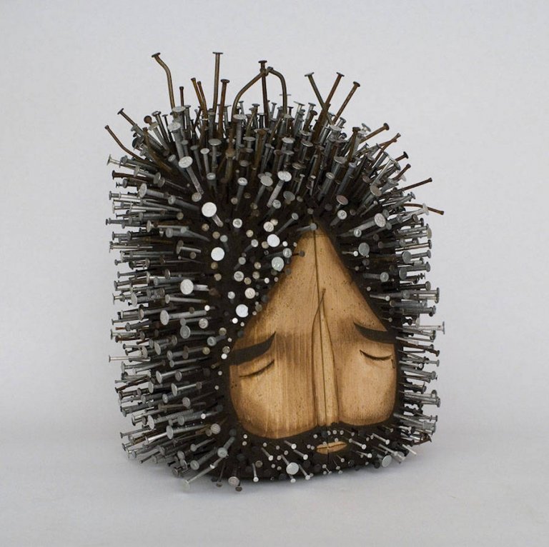 Wooden Sculptures with Hundreds Nails3 900x898