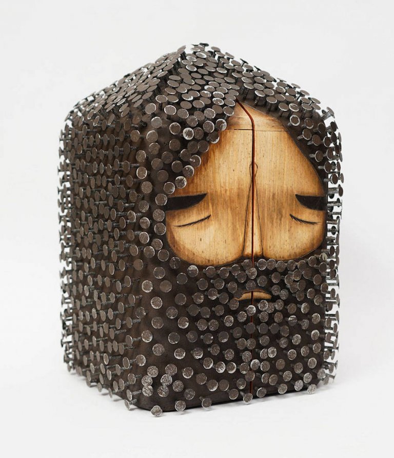 Wooden Sculptures with Hundreds Nails6 900x1045