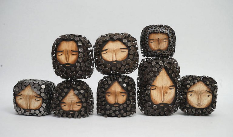 Wooden Sculptures with Hundreds Nails7 900x529