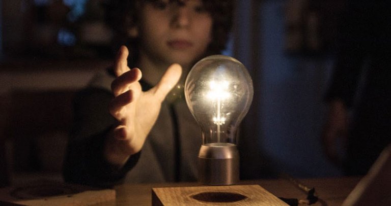 Lampada levitante flyte