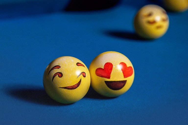 Poolmoji jean baptiste le divelec designboom