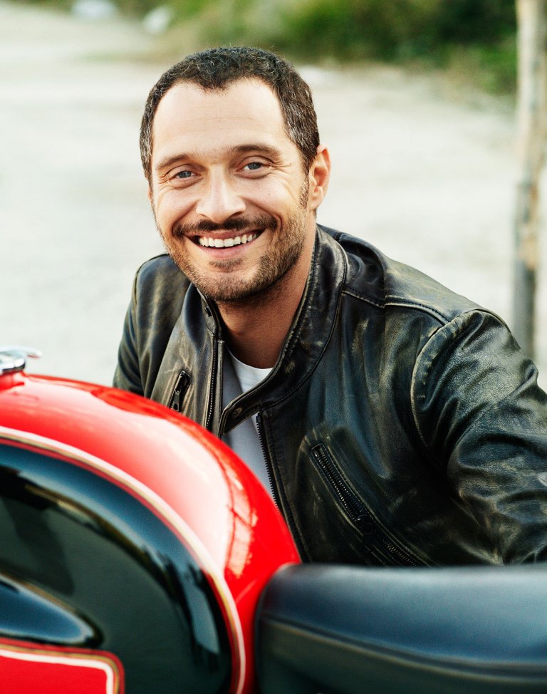 Buon compleanno a Claudio Santamaria