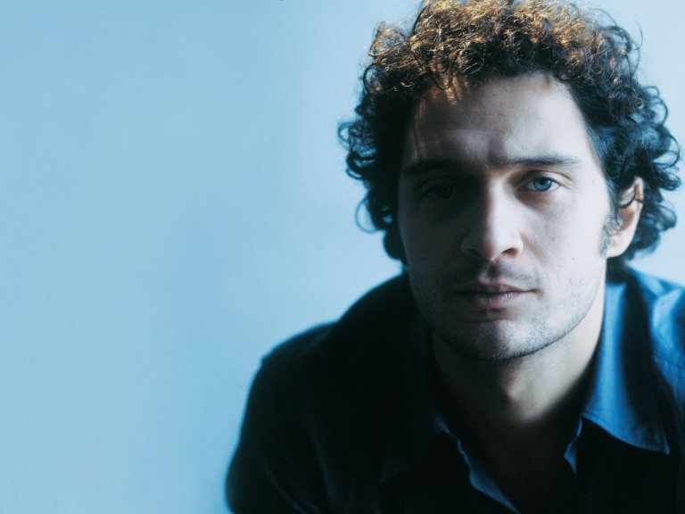 Buon compleanno a Claudio Santamaria