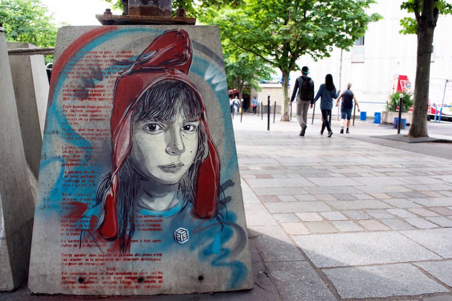 Le più importanti donne della storia ritratte da C215