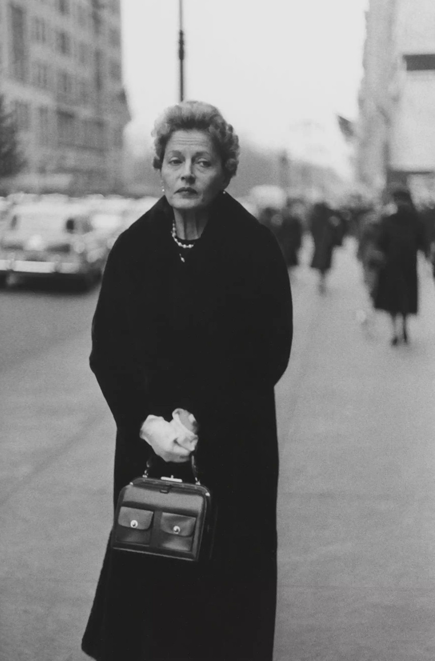 Woman with white gloves and a pocket book, NYC, 1956  © The Estate of Diane Arbus LLC