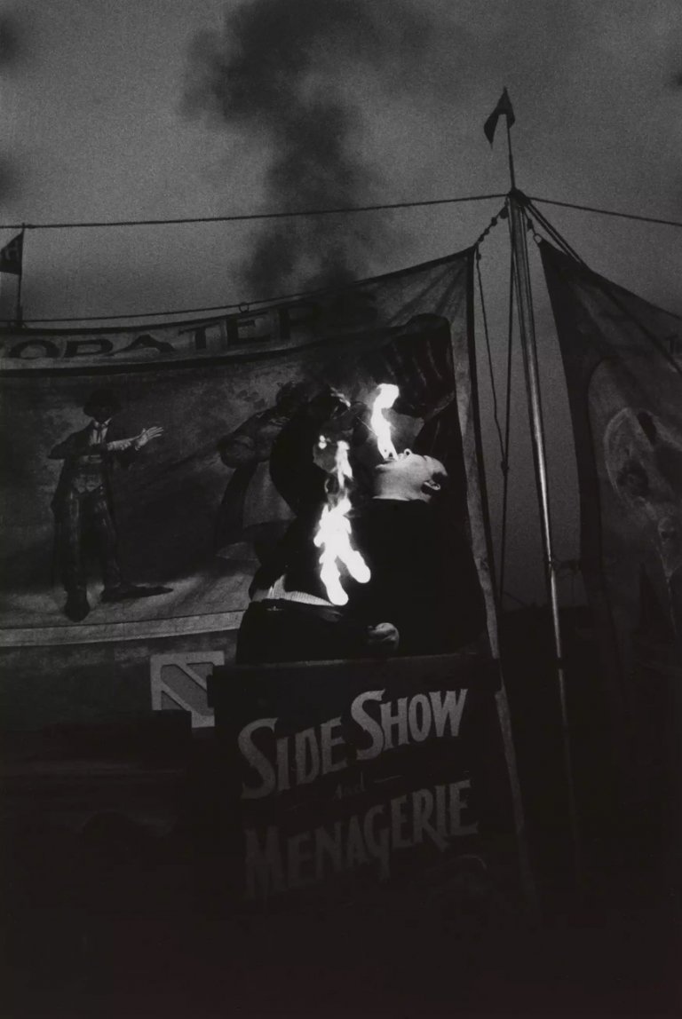 I primi scatti della fotografa Diane Arbus in mostra a New York