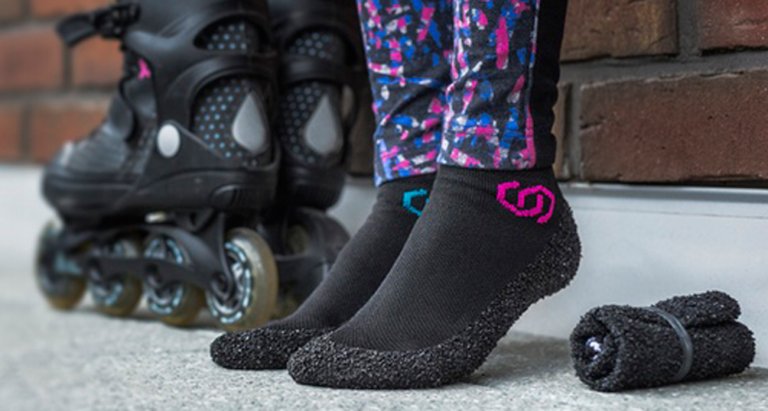 scarpe fatte come calze