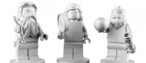 I tre omini Lego in orbita