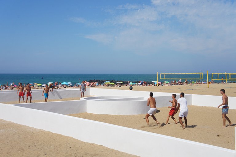 Il campo da calcio di Benedetto Bufalino
