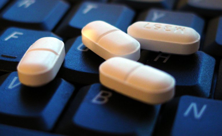 La Cybercondria ti fa cercare sintomi su Google e ti fa buttare soldi inutilmente