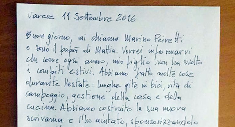 Questo padre spiega in una lettera perché il figlio non ha fatto i compiti per l’estate. Siamo sicuri che sia una bella idea?
