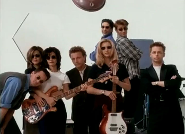 Si può passare alla storia per un unico pezzo? Se è la sigla di FRIENDS, alla grande.