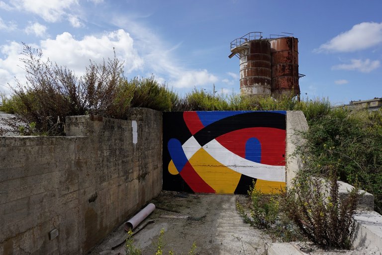 MONEYLESS, UNTITLED, RAGUSA