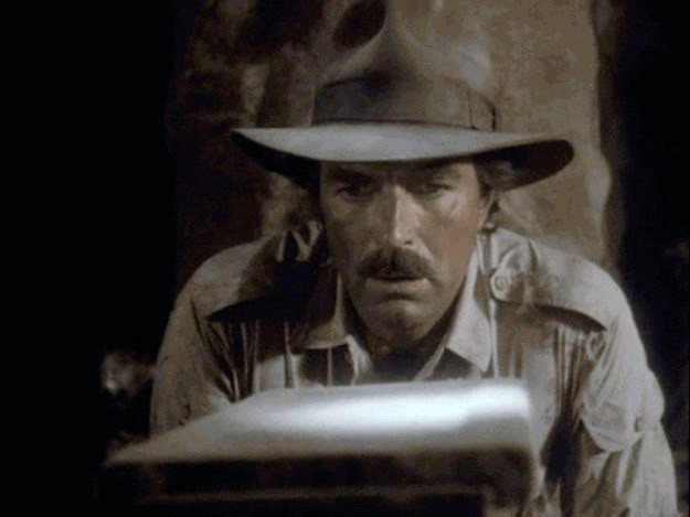 No, il primo attore a essere visto per il ruolo è stato Tom Selleck, ma la CBS glielo vietò perché stava lavorando a Magnum P.I.