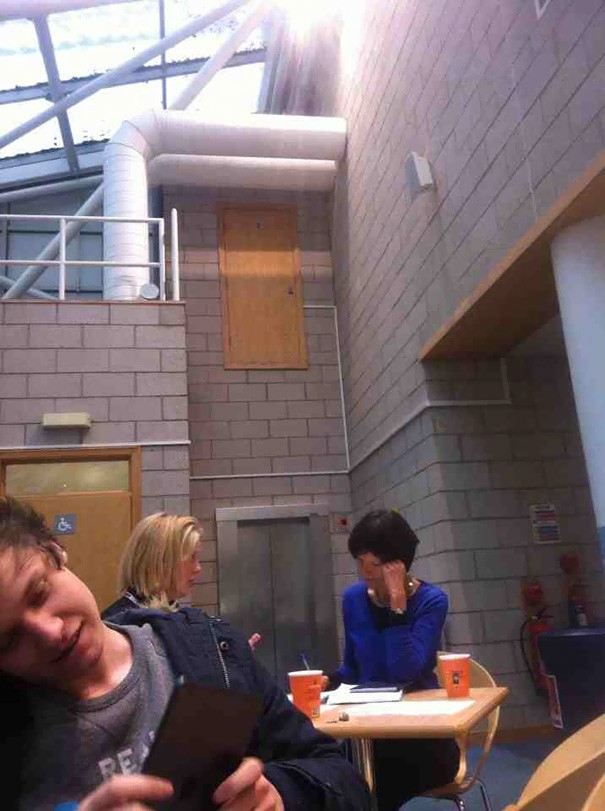 Da qui usciamoooooooo... boom.