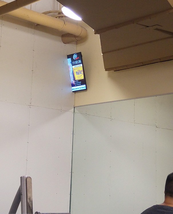 Nel caso di una partita, almeno vedono la porta