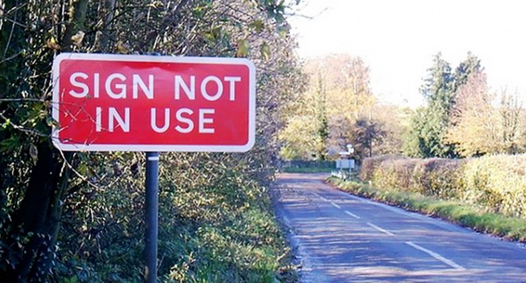 50 cose talmente sbagliate e inutili che risolleveranno la tua autostima