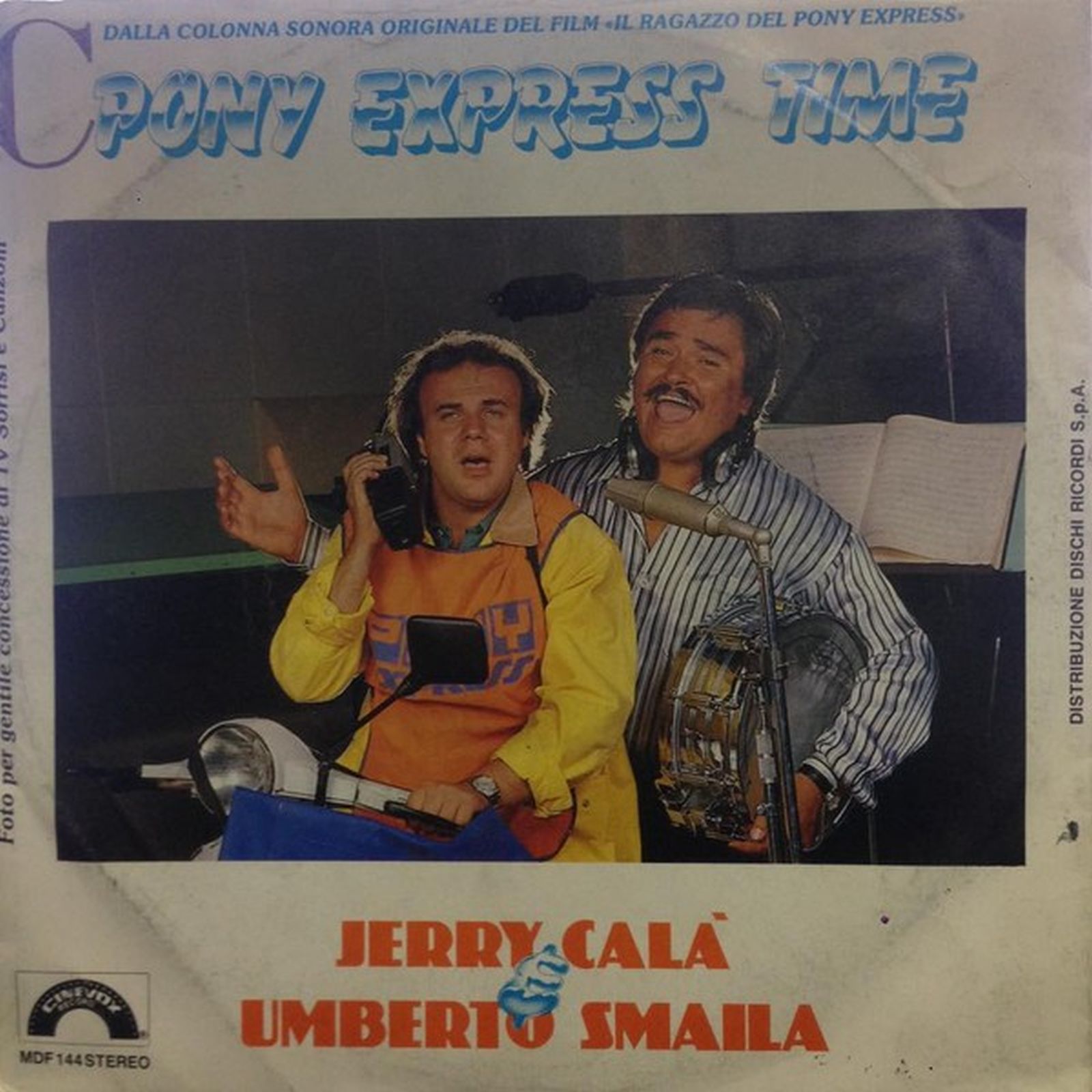 BONUS: C'è niente di più anni 80 di Jerry Calà e Umberto Smaila che cantano insieme un pezzo in inglese maccheronico? Un singolo vaporwave da riscoprire.