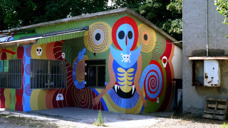 Dem street artist maschere disegni murales18