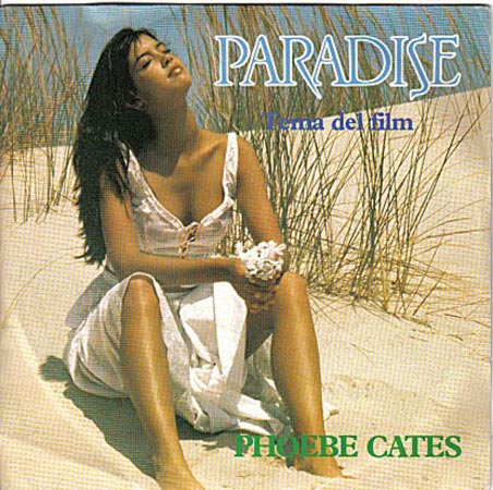 Pruriti di gioventù per questa pellicola sentimentale sui due ragazzi che amoreggiano in una località esotica. Phoebe Cates, la bella protagonista del film, ne canta anche il tema principale.