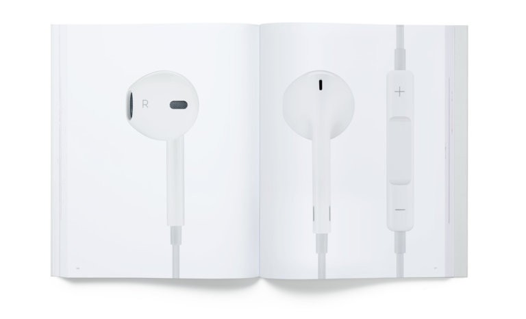 Il design di Apple dal 1998 al 2015 in 450 foto di Andrew Zuckerman