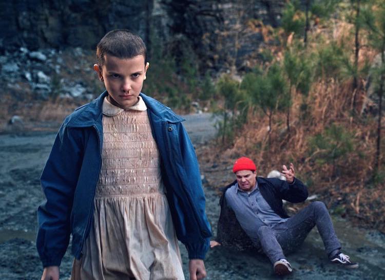 Forse non l'avevate visto, ma corre anche in aiuto di Eleven in Stranger Things