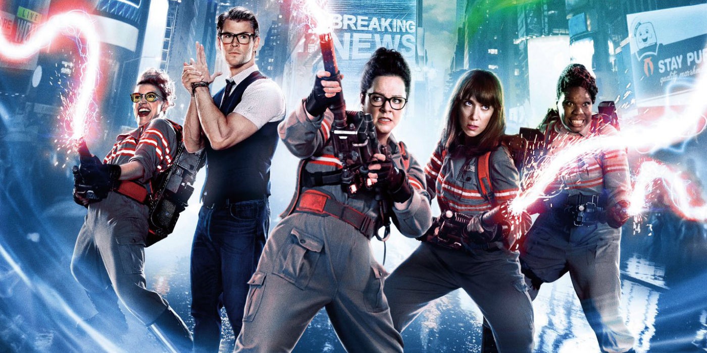 È stato il film bandiera del gender swap, cioè di quell'andazzo di ricreare film con protagonisti femminili al posto dei maschili, per un discorso di correttezza. Ci sta, ma poi il film dev'essere bello, specie se si toccano delle pietre miliari come Ghostbusters o Star Wars. In questo caso, la pubblicità è stata superiore al valore del film, che ha divertito a metà, tra scene già viste e battute facili facili.