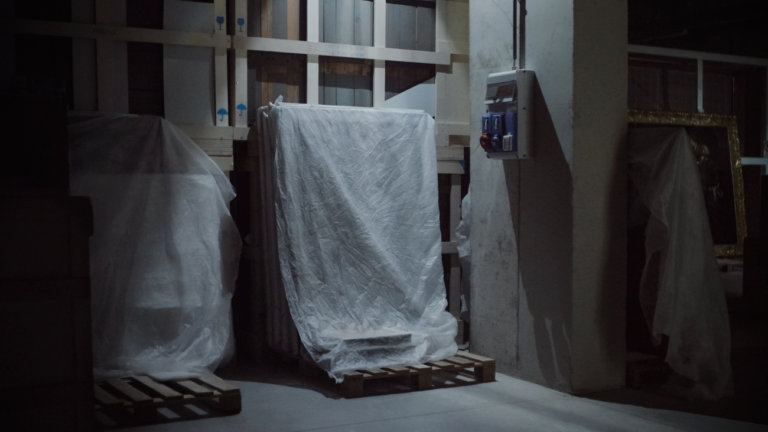 “Follow the paintings”, il documentario che racconta come la criminalità sfrutta l’arte