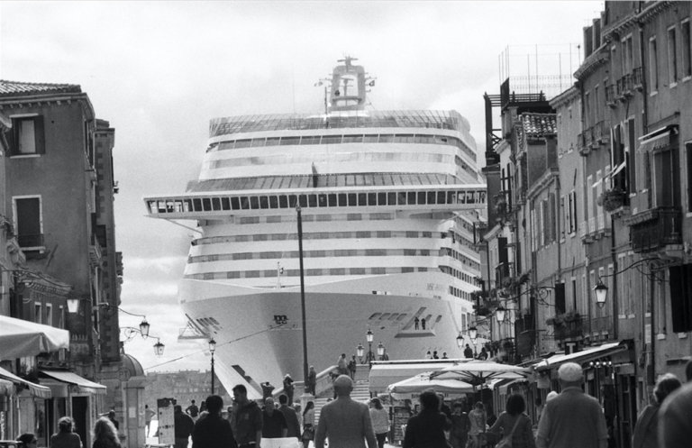 Gianni Berengo Giardin