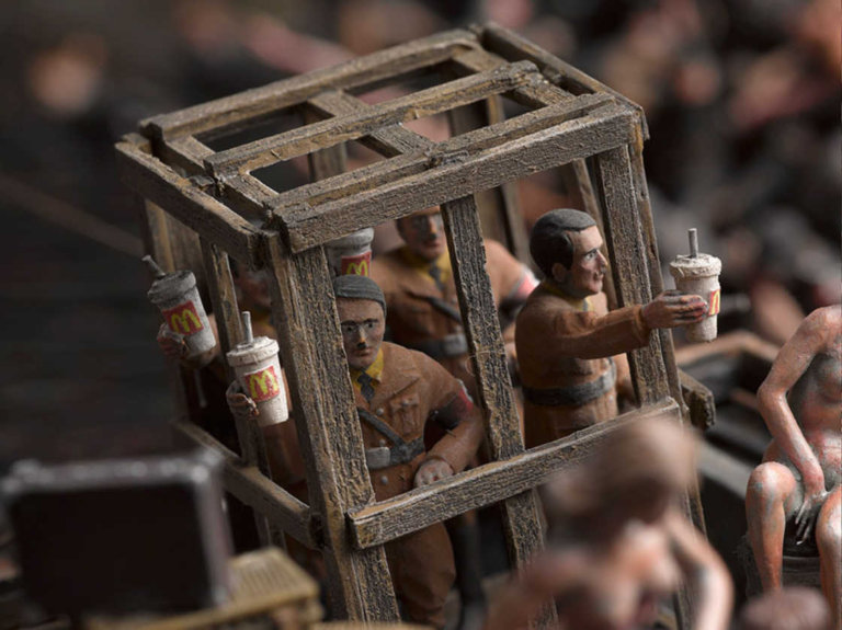 McDonalds jake & dinos chapman inferno nazisti2