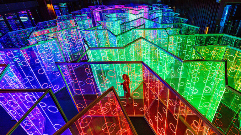 Brut deluxe yuzhou immersive light installation 3 rainbow labrynth