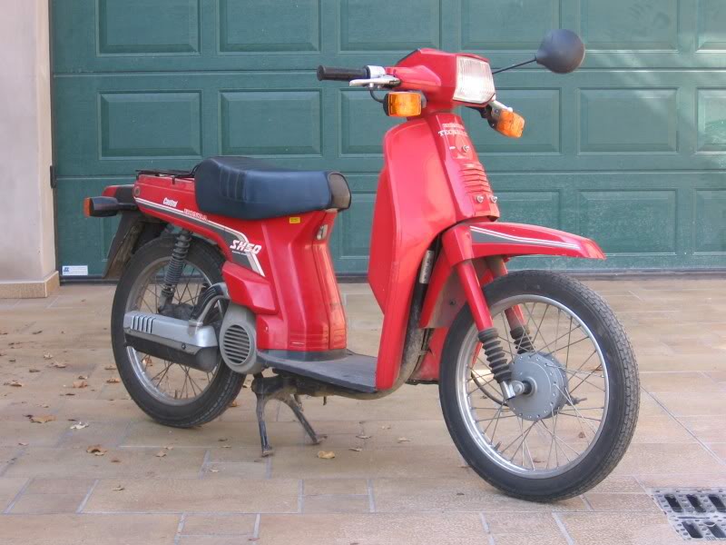 Altro scooterino da battaglia, per chi non ambiva a posizioni di prestigio nel ranking dell'universo femminile, però usato costava poco e il suo lo faceva.