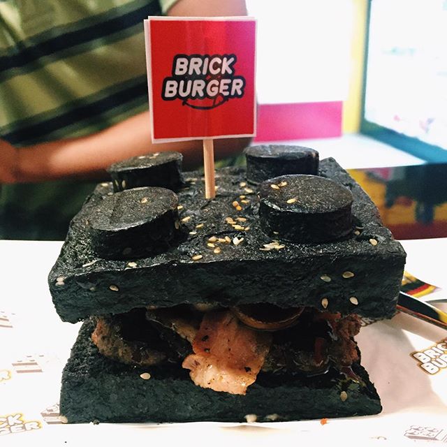The Darth Burger  [VIA]