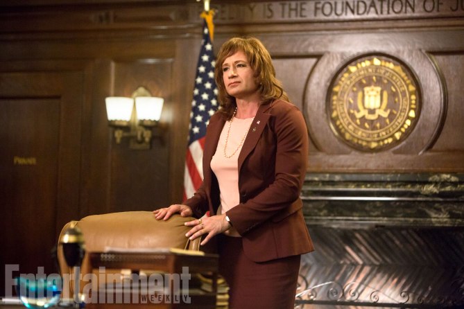 David Duchovny torna a vestire i panni femminili dell'agente FBI Denise Bryson