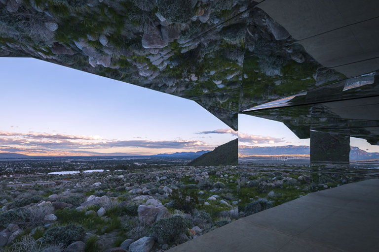 Mirage, © Doug Aitken
