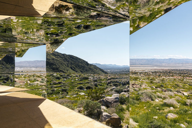 Mirage, © Doug Aitken