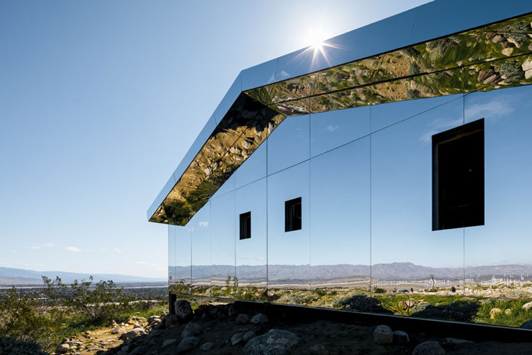 Mirage, © Doug Aitken