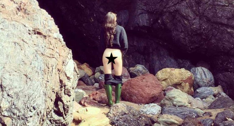 La nuova moda di Instagram è quella di mostrare il culo nelle foto