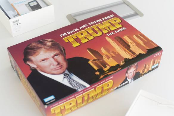 Oggi potrebbe anche valere qualcosa, specialmente per i suoi sostenitori, ma il gioco da tavolo di Donald Trump, quando è uscito è stato schifato da tutti.