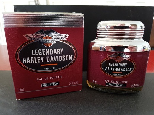 L'Eau de toilette di Harley Davidson probabilmente era destinata all'uomo che non deve chiedere mai, ma quell'uomo lì non l'ha mai chiesta.