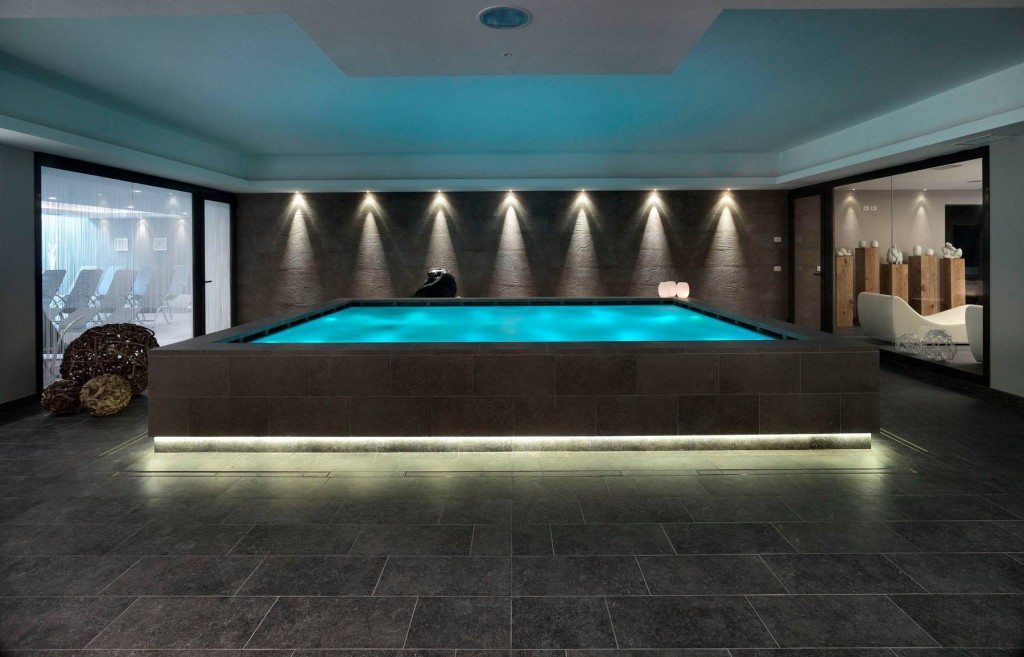 La belleza del Lago di Garda unita alle terme e alla spa wellness e beauty, dallo scrub col miele al massaggio olistico, al peeling sensoriale. Tutte le informazioni sul sito ufficiale