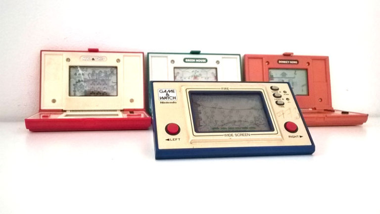 Ho dato i miei vecchi videogiochi Nintendo alle mie figlie