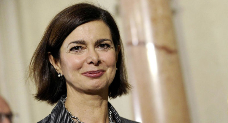 Laura Boldrini promuove l’ora anti bufale nelle scuole