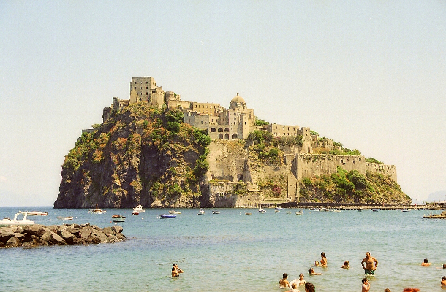 Foto via